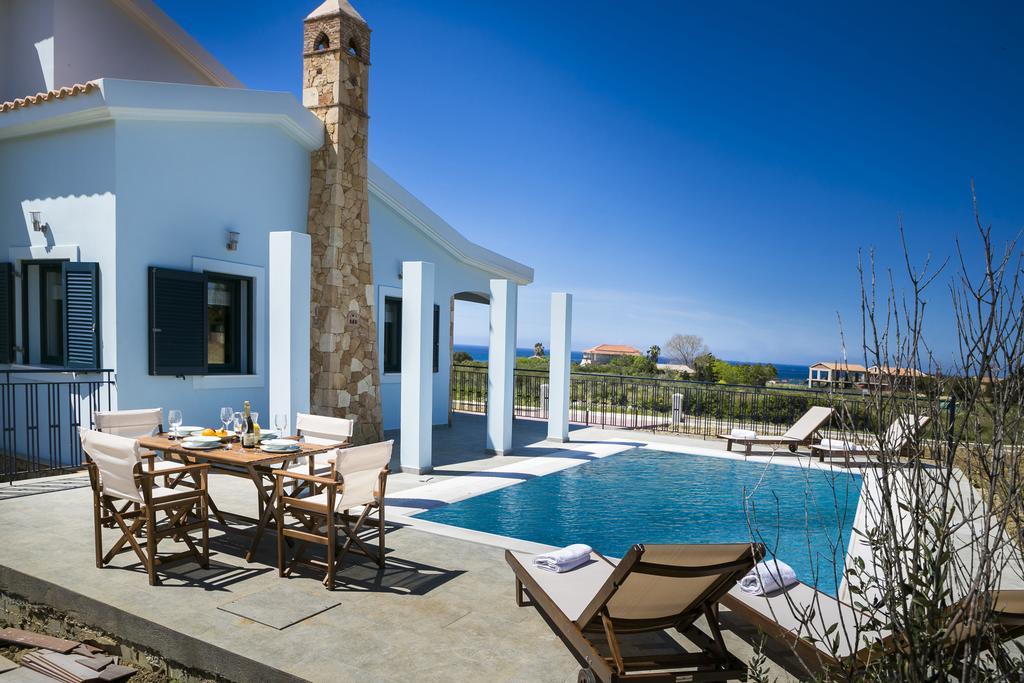 Seirios Luxury Villa Svoronata Exterior foto